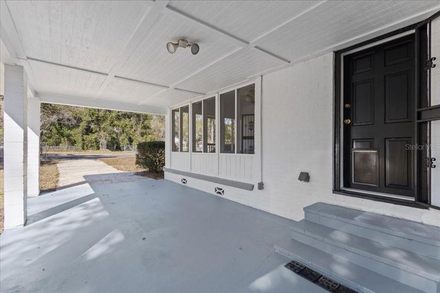 1621 E UNIVERSITY AVENUE, Gainesville, FL 32641