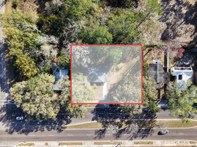 1621 E UNIVERSITY AVENUE, Gainesville, FL 32641