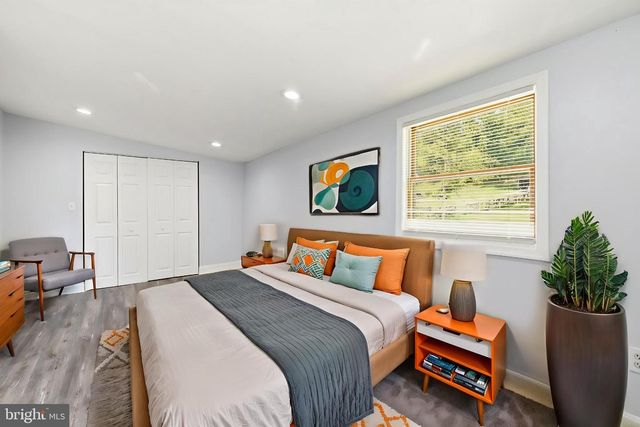 4217 CHESTNUT GROVE RD, Keedysville, MD 21756