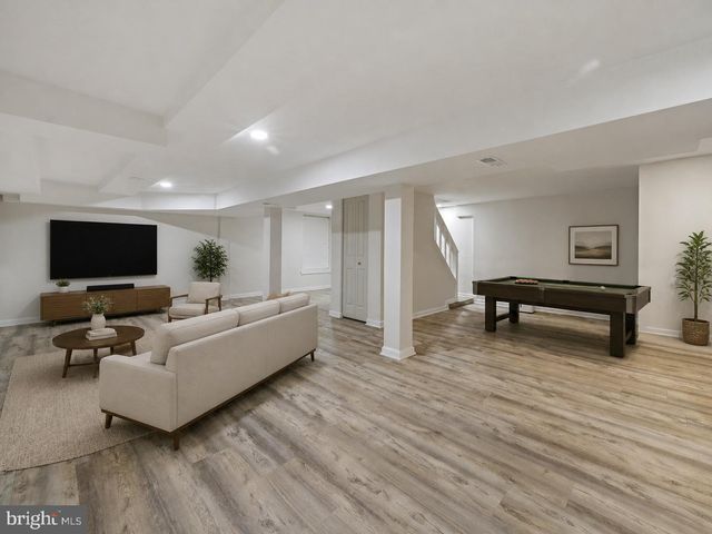4217 CHESTNUT GROVE RD, Keedysville, MD 21756