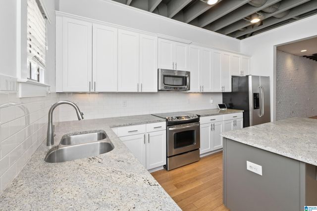 1103 BARRISTERS COURT, Birmingham, AL 35242