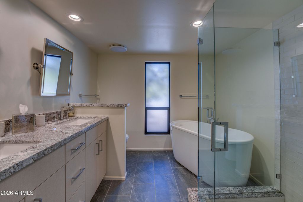Image 33 of property listing at 1049 N BOULDER Drive, Carefree, AZ 85377