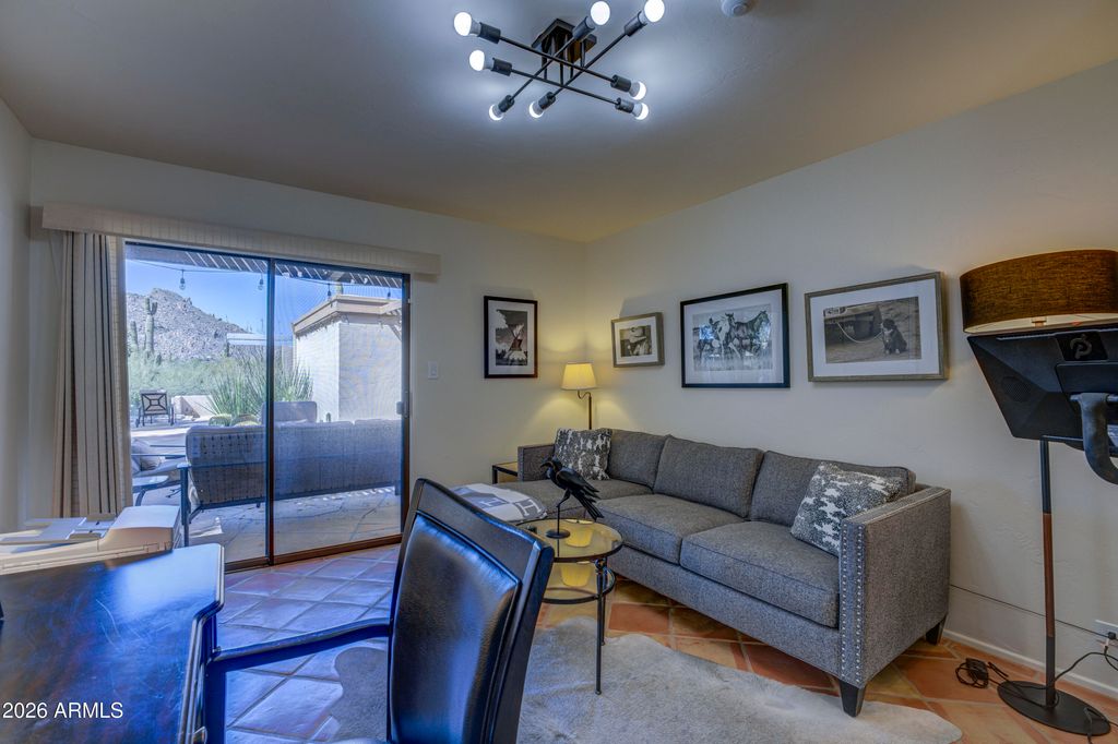 Image 37 of property listing at 1049 N BOULDER Drive, Carefree, AZ 85377