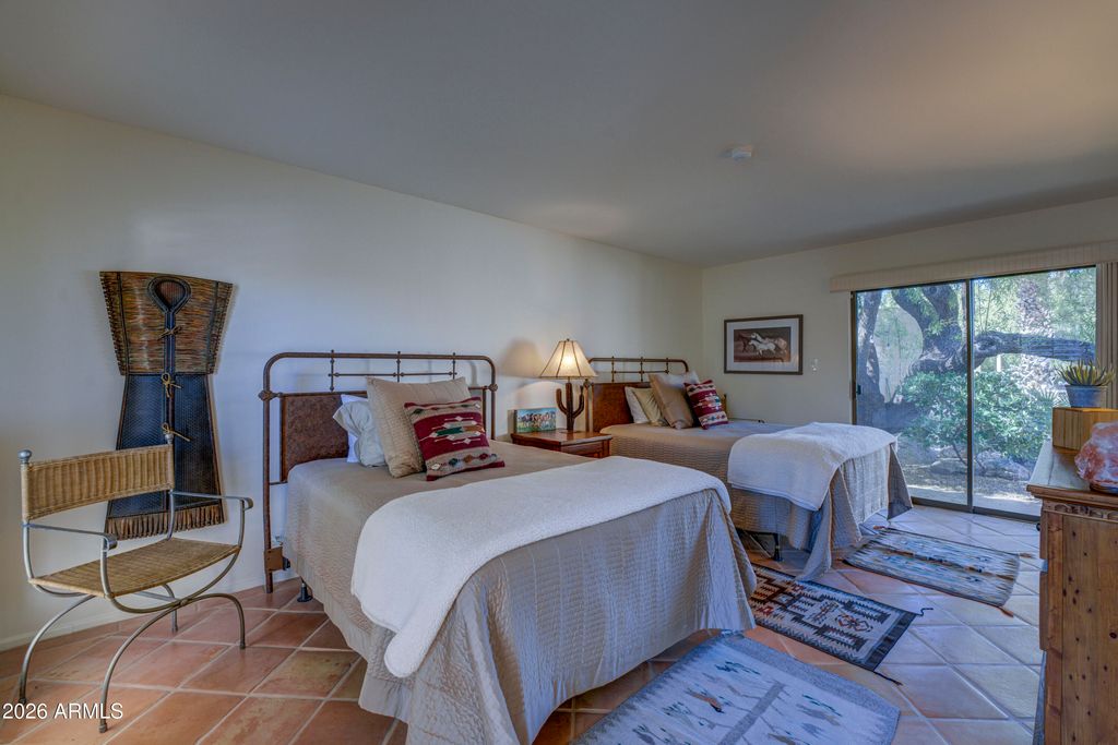 Image 41 of property listing at 1049 N BOULDER Drive, Carefree, AZ 85377