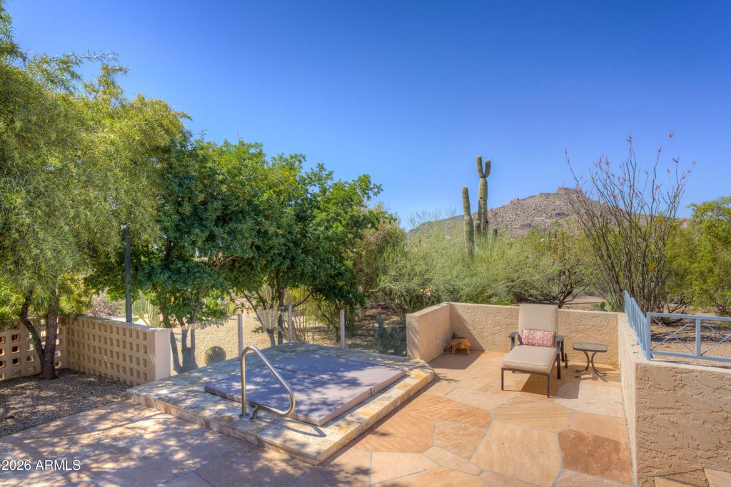 Image 48 of property listing at 1049 N BOULDER Drive, Carefree, AZ 85377