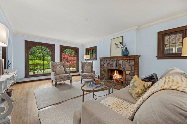 4765 N Woodburn STREET, Whitefish Bay, WI 53211