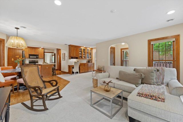 4765 N Woodburn STREET, Whitefish Bay, WI 53211