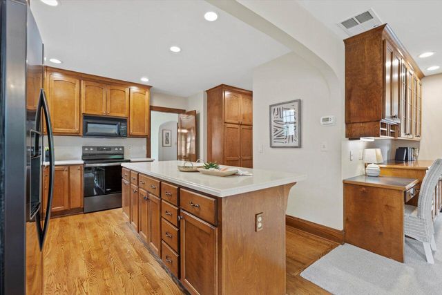 4765 N Woodburn STREET, Whitefish Bay, WI 53211