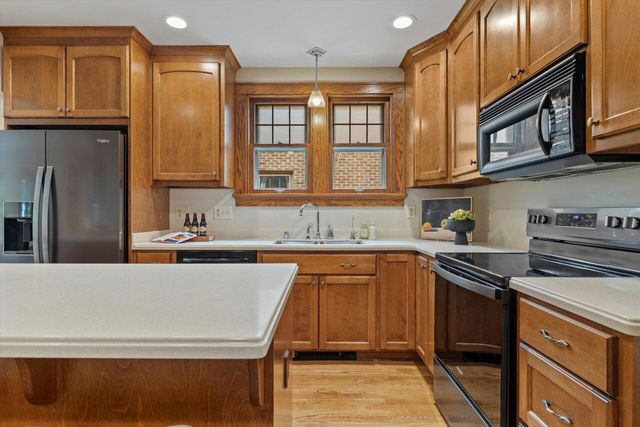 4765 N Woodburn STREET, Whitefish Bay, WI 53211