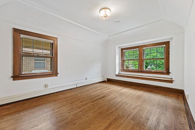 4765 N Woodburn STREET, Whitefish Bay, WI 53211