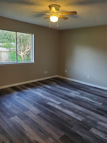 15407 Runswick Drive, Houston, TX 77062