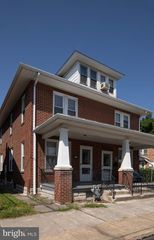125 N LINCOLN ST, Palmyra, PA 17078