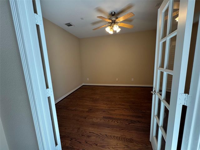 1412 Caine Hill Court, League City, TX 77573