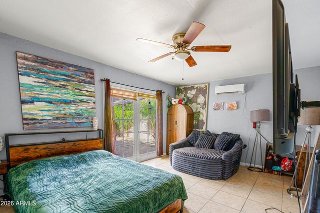 2209 W EDGEWOOD Avenue, Mesa, AZ 85202