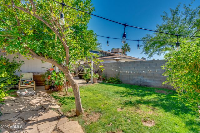 2209 W EDGEWOOD Avenue, Mesa, AZ 85202