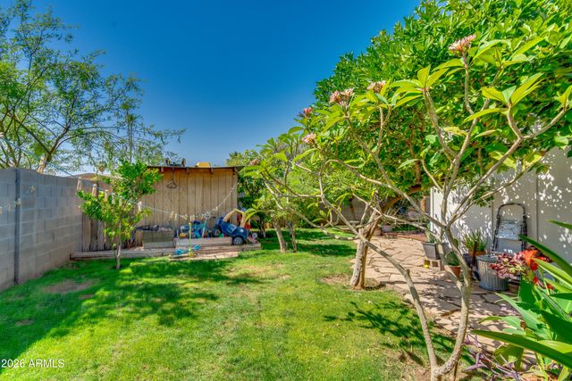 2209 W EDGEWOOD Avenue, Mesa, AZ 85202