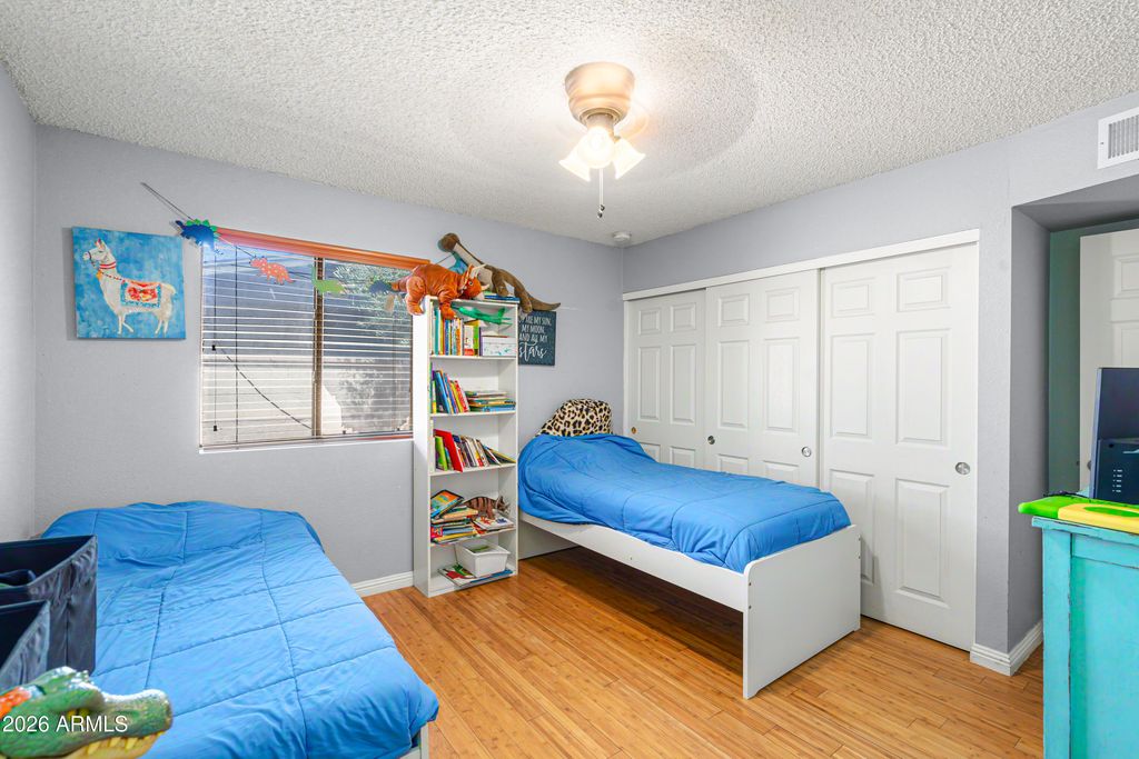 Image 29 of property listing at 2209 W EDGEWOOD Avenue, Mesa, AZ 85202
