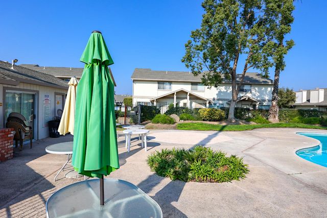 1754 Merced Ave, Merced, CA 95341