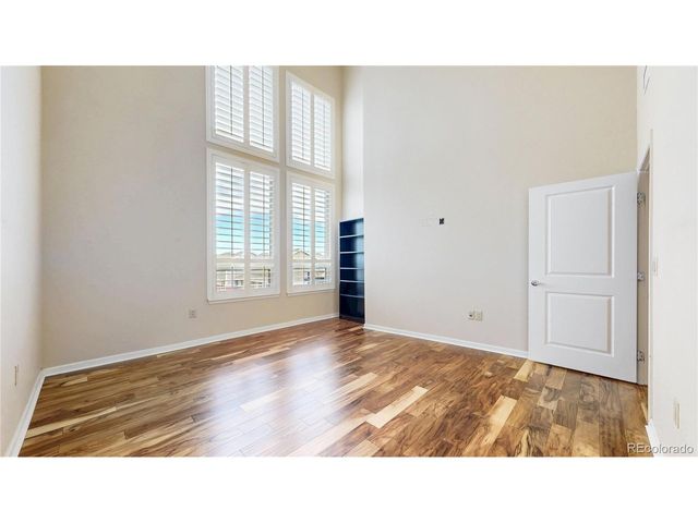 8185 E Lowry Blvd 302, Denver, CO 80230