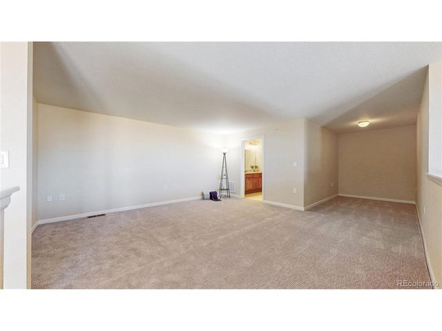 8185 E Lowry Blvd 302, Denver, CO 80230