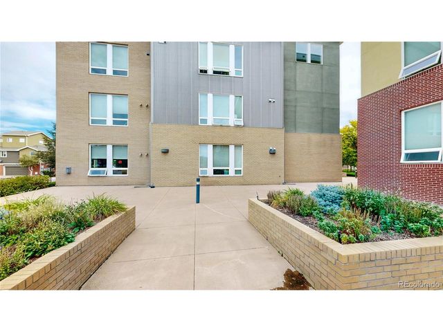 8185 E Lowry Blvd 302, Denver, CO 80230