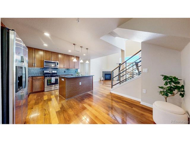 8185 E Lowry Blvd 302, Denver, CO 80230