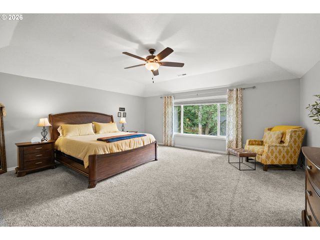 28528 Sw CASCADE Loop, Wilsonville, OR 97070