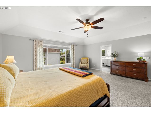 28528 Sw CASCADE Loop, Wilsonville, OR 97070
