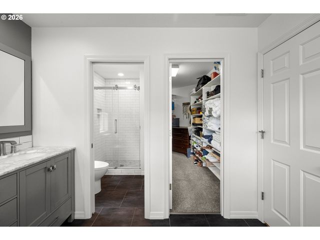 28528 Sw CASCADE Loop, Wilsonville, OR 97070