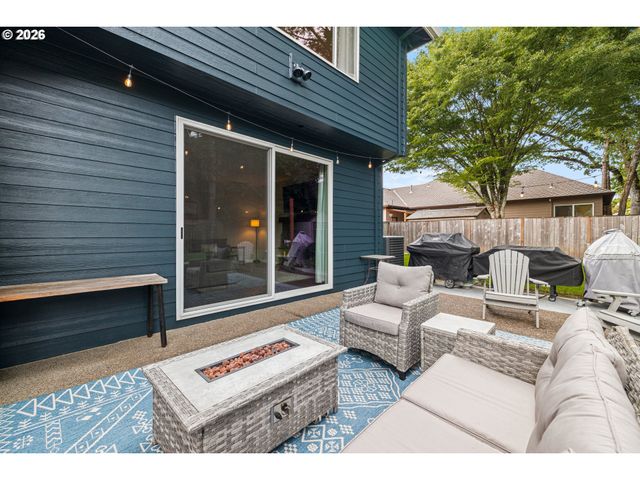 28528 Sw CASCADE Loop, Wilsonville, OR 97070