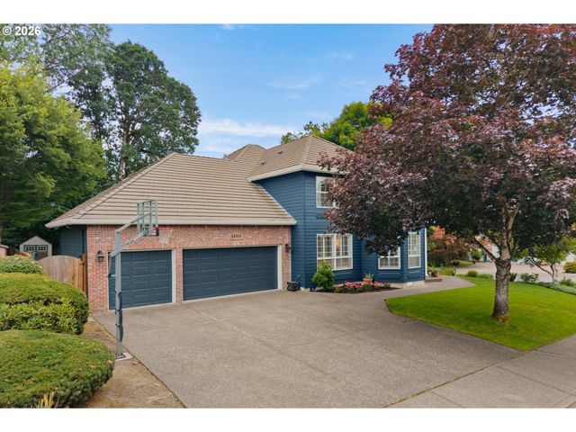 28528 Sw CASCADE Loop, Wilsonville, OR 97070
