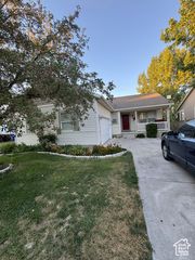 3851 N CHILTON RD, Eagle Mountain, UT 84005