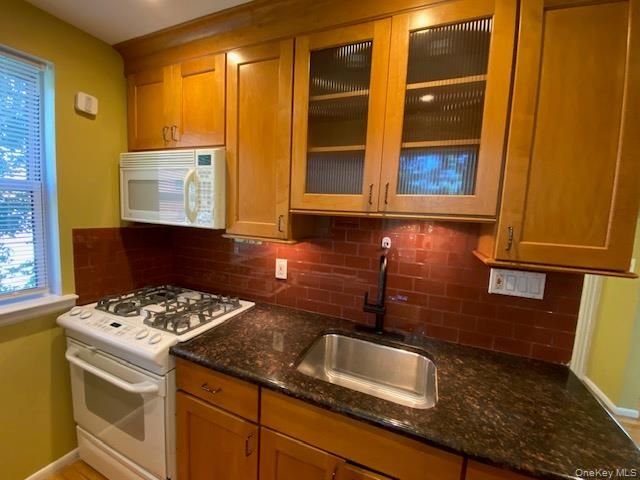 263-33 73rd. Avenue A-2, Glen Oaks, NY 11004