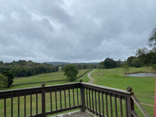 4243 Beech Log Rd, Lebanon, TN 37090
