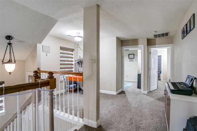 9432 Blue Jay Way, Irving, TX 75063