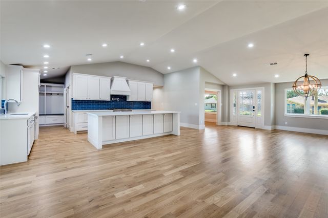 3161 Lockmoor Lane, Dallas, TX 75220