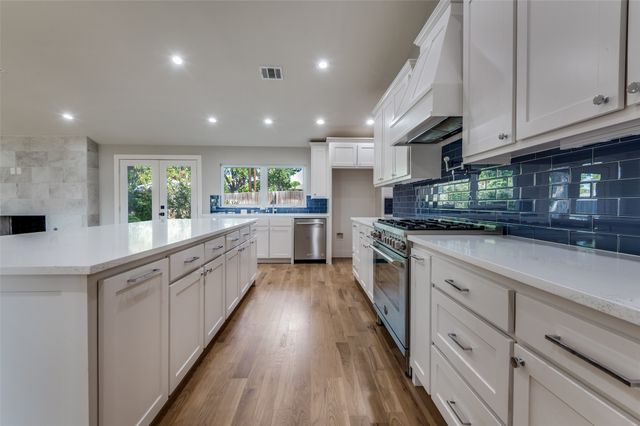 3161 Lockmoor Lane, Dallas, TX 75220