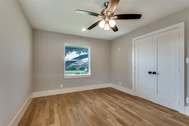 3161 Lockmoor Lane, Dallas, TX 75220