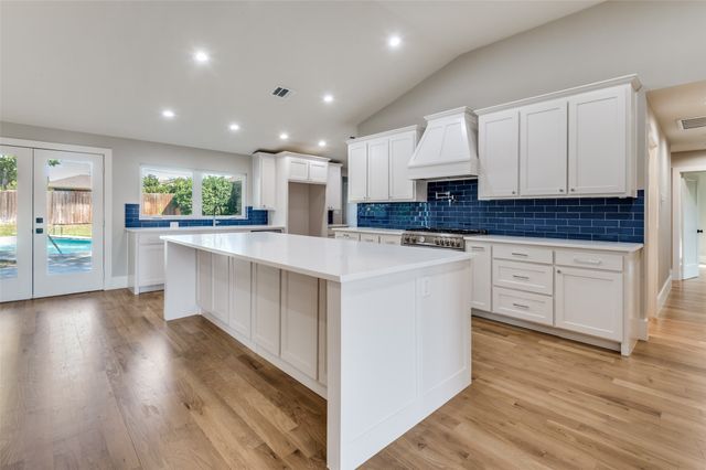 3161 Lockmoor Lane, Dallas, TX 75220