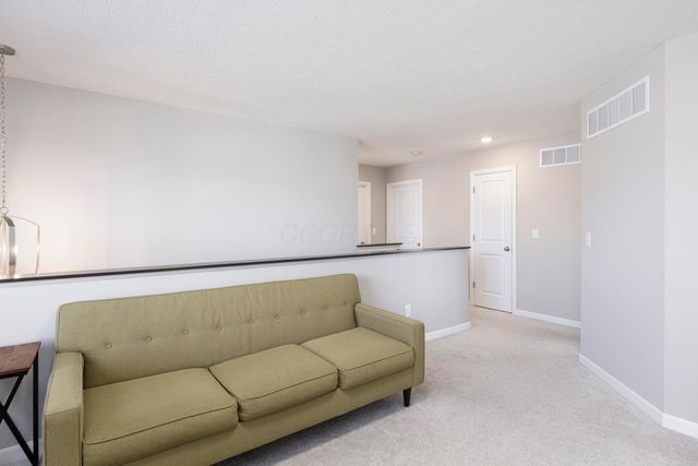 6781 Dulles Drive, Powell, OH 43065