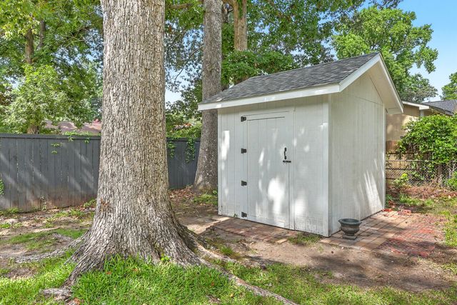 2050 Bishop Drive, Charleston, SC 29414