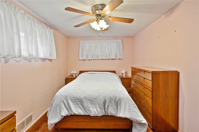 2811 Bowman Ave, Mckeesport, PA 15132