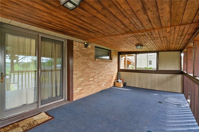 2811 Bowman Ave, Mckeesport, PA 15132