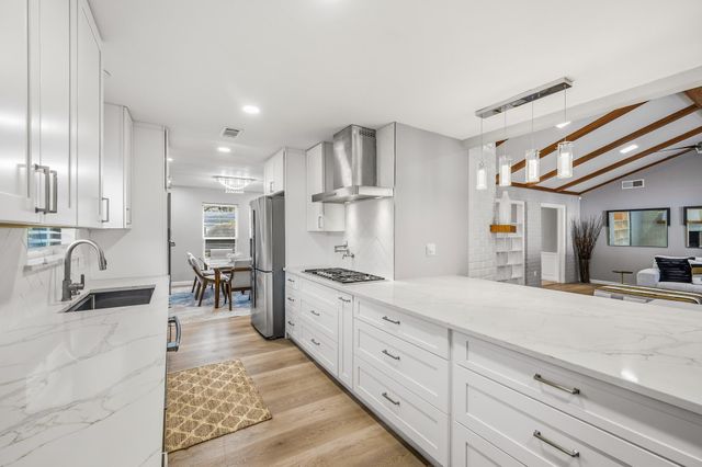 10703 Valley Forge Drive, Houston, TX 77042