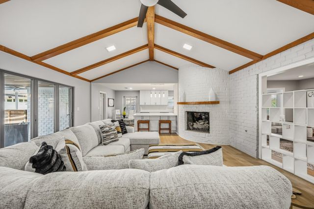 10703 Valley Forge Drive, Houston, TX 77042
