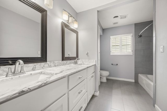 10703 Valley Forge Drive, Houston, TX 77042