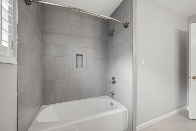 10703 Valley Forge Drive, Houston, TX 77042