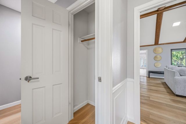 10703 Valley Forge Drive, Houston, TX 77042
