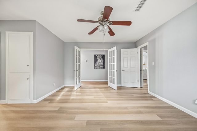10703 Valley Forge Drive, Houston, TX 77042