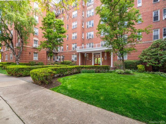 68-37 108th 5H, Forest Hills, NY 11375